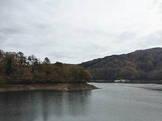 三河湖