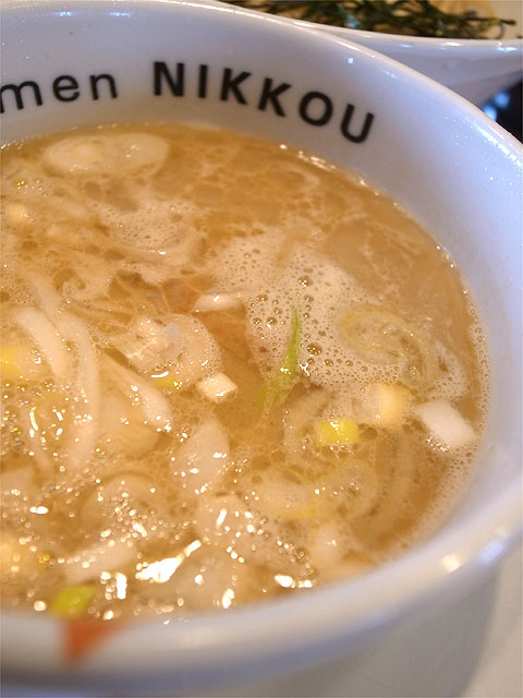 150621NIKKOU-つけ麺 柚子白湯・つけ汁