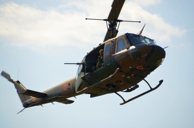 八尾駐屯地創立6１周年及び中部方面航空隊創隊5３周年記念 UH-1Jによるドアガン援護