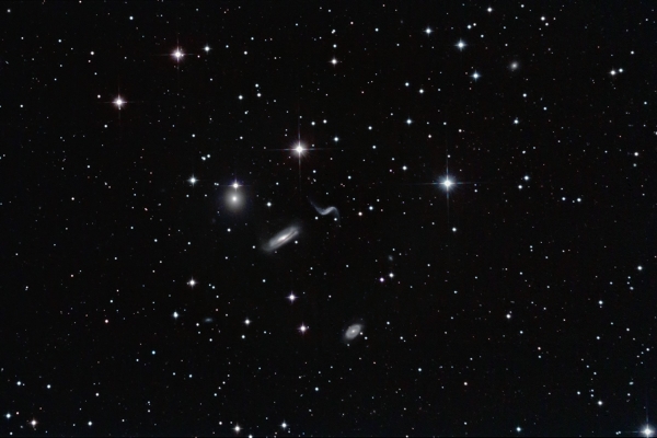 ヒクソン・コンパクト銀河群(HCG44)