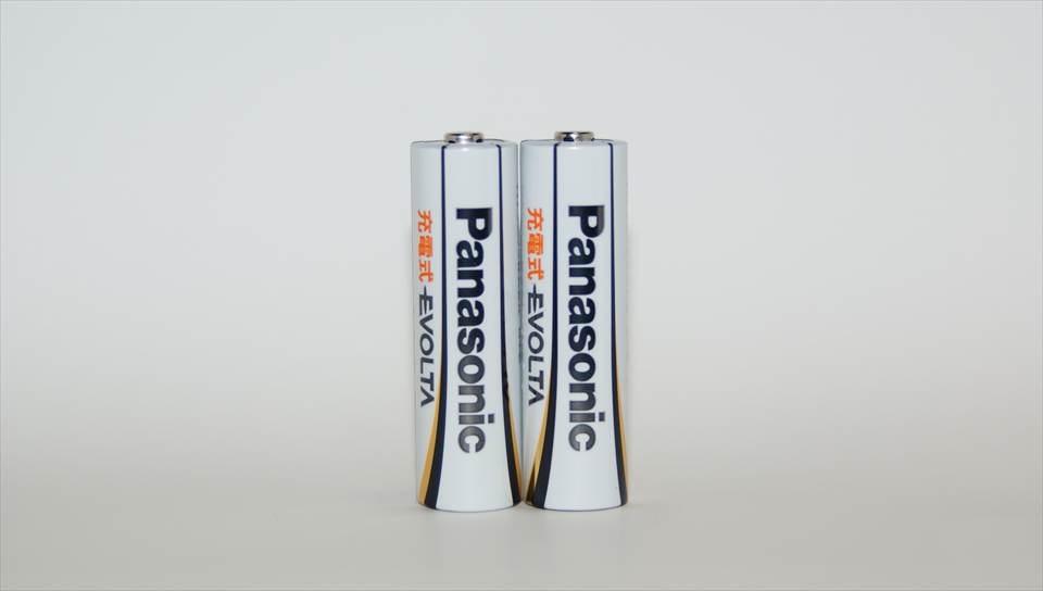 乾電池の画像集 出張所Ⅱ Panasonic 充電式EVOLTA ハイエンドモデル 単３形 ２本入り BK-3HLD/2B
