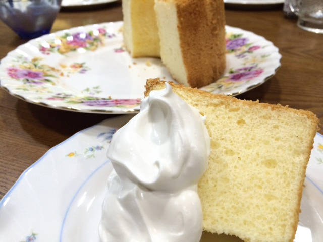 シフォンケーキ／カット