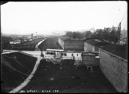ポルト・ド・ヴェルサイユのティエールの堡塁（1913年）