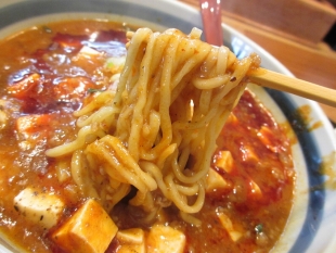 三宝亭五泉　全ﾄﾛ麻婆麺　麺